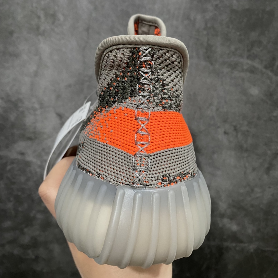 图片[4]-W1版本Yeezy350v2灰橙满天星GW1229 全新批次 市售最强性价比 某知名大厂支线产品 跑遍市场筛选最强最稳定性价比批次 鞋型完美升级 疯狂碾压市面同价位版本 大底饱满油面爆米花脚感完美 核心优势供应 助力发展 稳定走量私信 尺码：36 36.5 37 38 38.5 39 40 40.5 41 42 42.5 43 44 44.5 45 46 46.5 47 48-选品中心