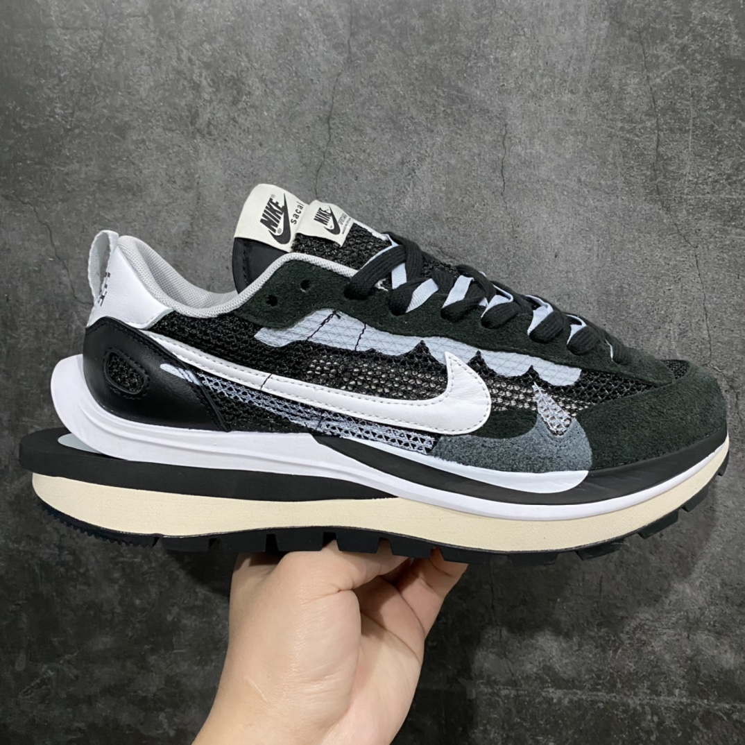 渠道最强版Sacai 3.0卡其 Sacai x NK Vaporwaffle 3.0 黑白 CV1363-001 第N伦全码补出 市售天花板品质 一线头部大厂出品 平台高端零售卖家专供品质 原鞋原厂数据原楦头纸板开发 正确原厂织唛标 转印工艺 原厂网面材料 正确织面 全网最大程度还原ZP工艺版本 尺码:36 36.5 37.5 38 38.5 39 40 40.5 41 42 42.5 43 44 44.5 45 46-选品中心