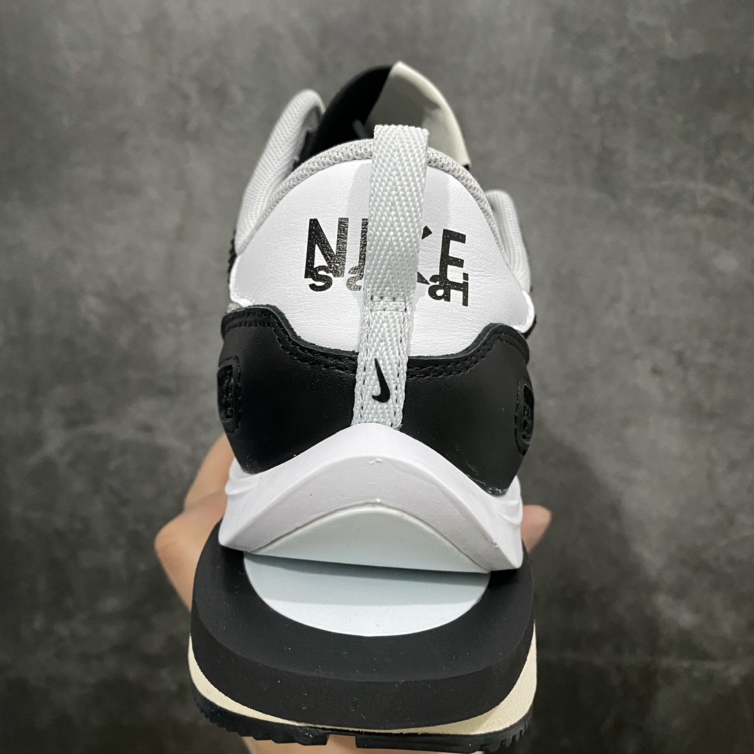 图片[4]-渠道最强版Sacai 3.0卡其 Sacai x NK Vaporwaffle 3.0 黑白 CV1363-001 第N伦全码补出 市售天花板品质 一线头部大厂出品 平台高端零售卖家专供品质 原鞋原厂数据原楦头纸板开发 正确原厂织唛标 转印工艺 原厂网面材料 正确织面 全网最大程度还原ZP工艺版本 尺码：36 36.5 37.5 38 38.5 39 40 40.5 41 42 42.5 43 44 44.5 45 46-选品中心