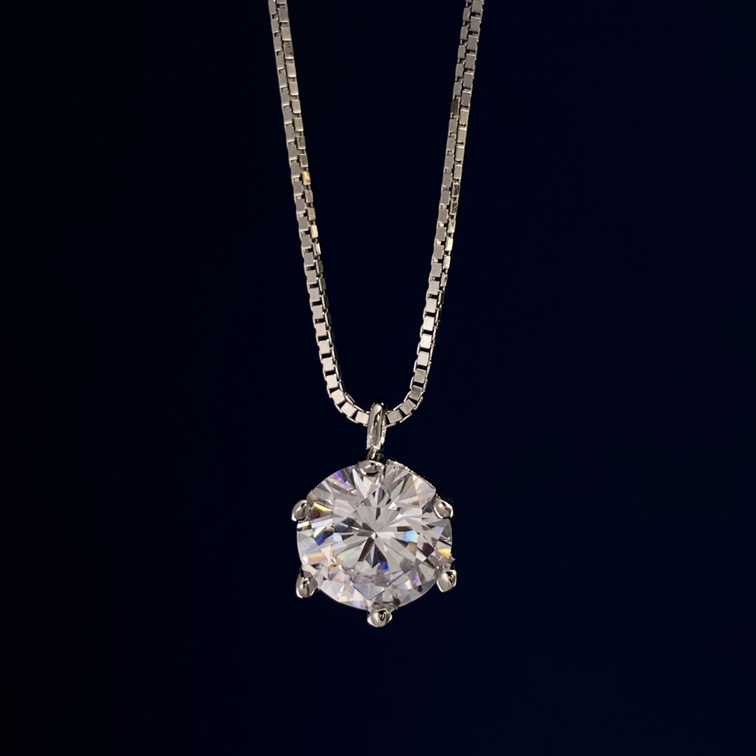 Tiffany & Co. Tiffany六爪3克拉单钻S925银可伸缩项链