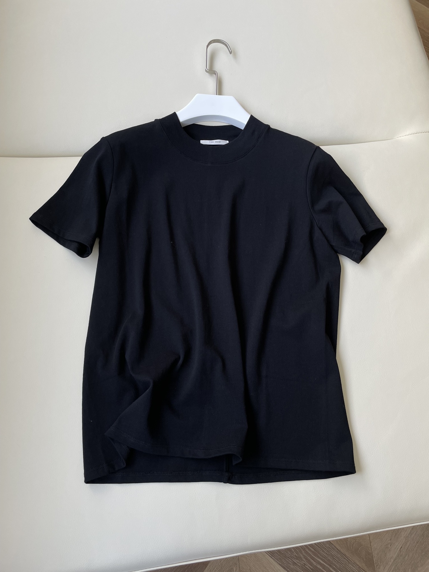Exclusive $1035 Hardcore Women’s Suit: The Town Store Treasure by The Row - 图片 1