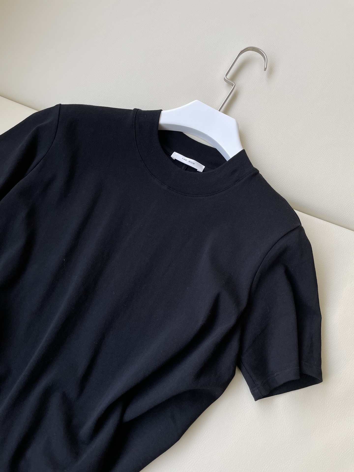 Exclusive $1035 Hardcore Women’s Suit: The Town Store Treasure by The Row - 图片 2