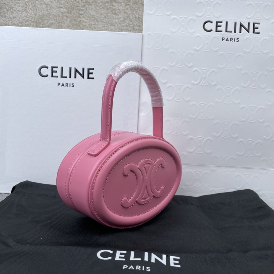 CELINE CUIR TRIOMPHE 光滑牛皮革椭圆形化妆包198613粉色