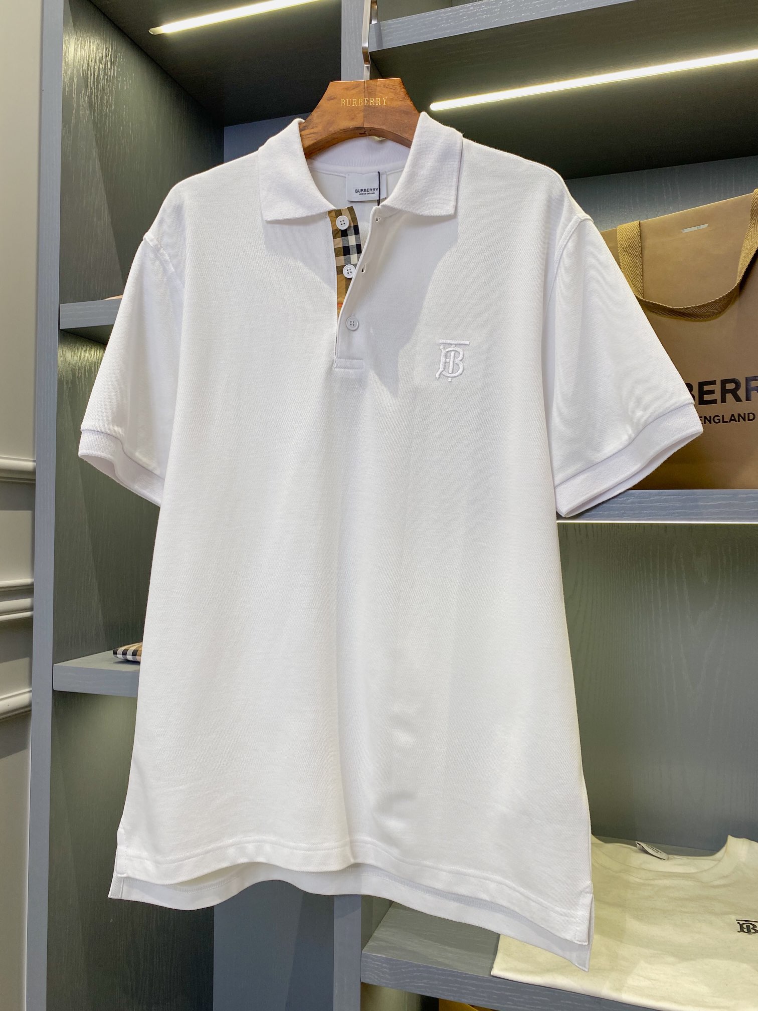 Burberry BBR 巴宝莉 Tb刺绣格纹装饰商务休闲短袖polo衫