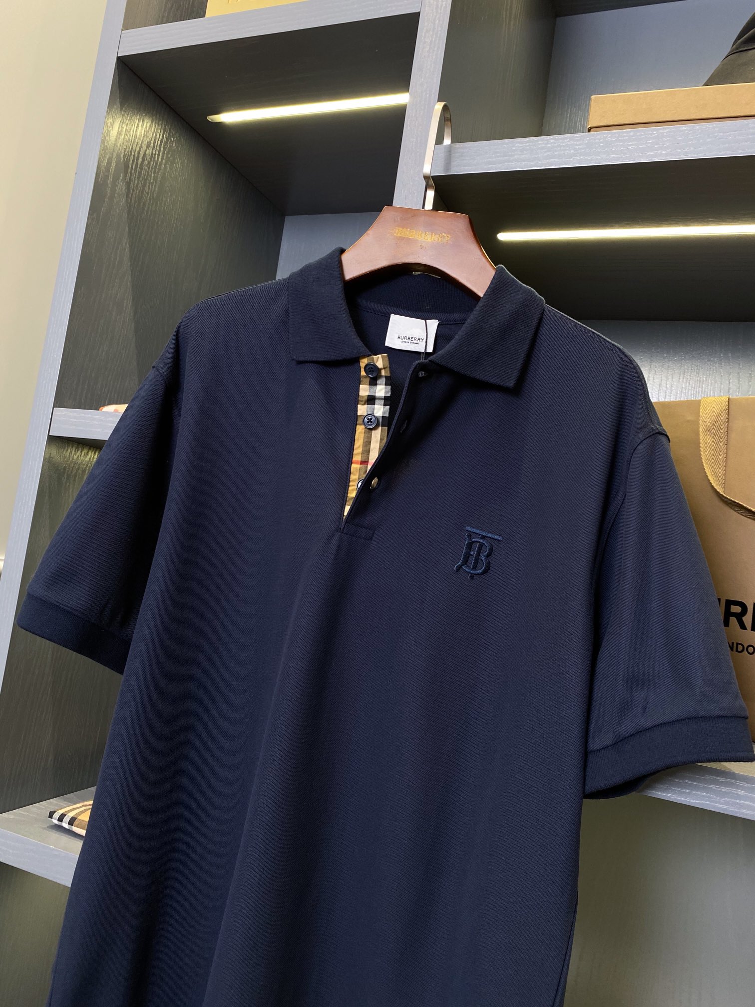 Burberry BBR 巴宝莉 Tb刺绣格纹装饰商务休闲短袖polo衫