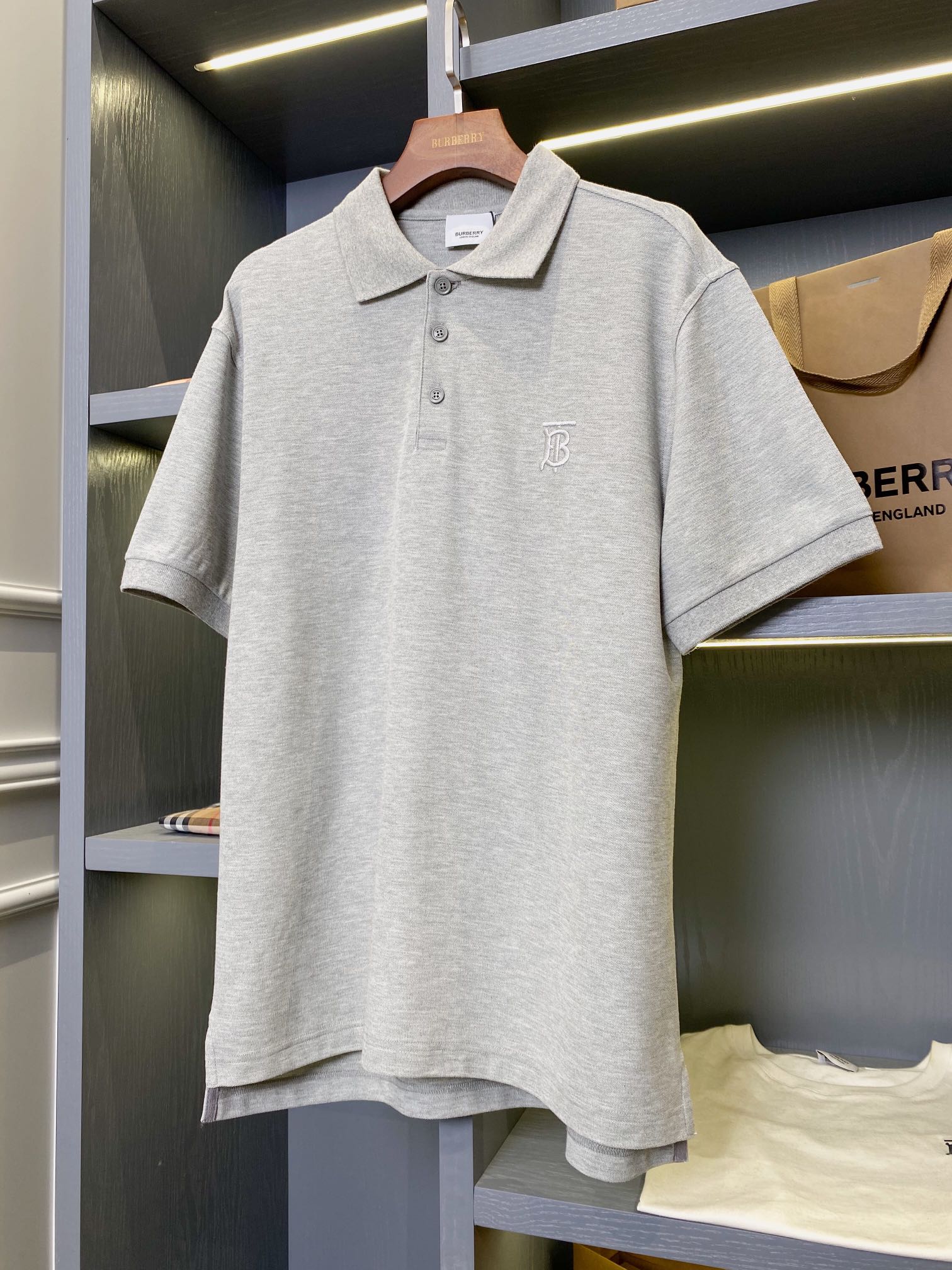 Burberry BBR 巴宝莉 Tb刺绣格纹装饰商务休闲短袖polo衫