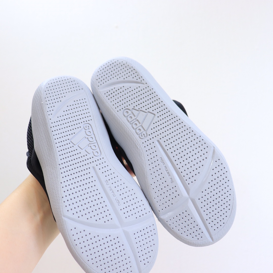 图片[5]-AD3.0包头网面凉鞋‼️ AD儿童包头凉鞋 新款，每年的爆款！实在太经典好穿！采用柔韧透气网面，搭配耐磨橡胶鞋底，新升级的质量，比往年更上一个档次✅ 泡棉缓震鞋垫更加轻盈舒适，脚感柔软！与脚底贴合度很好，不会打滑！-选品中心