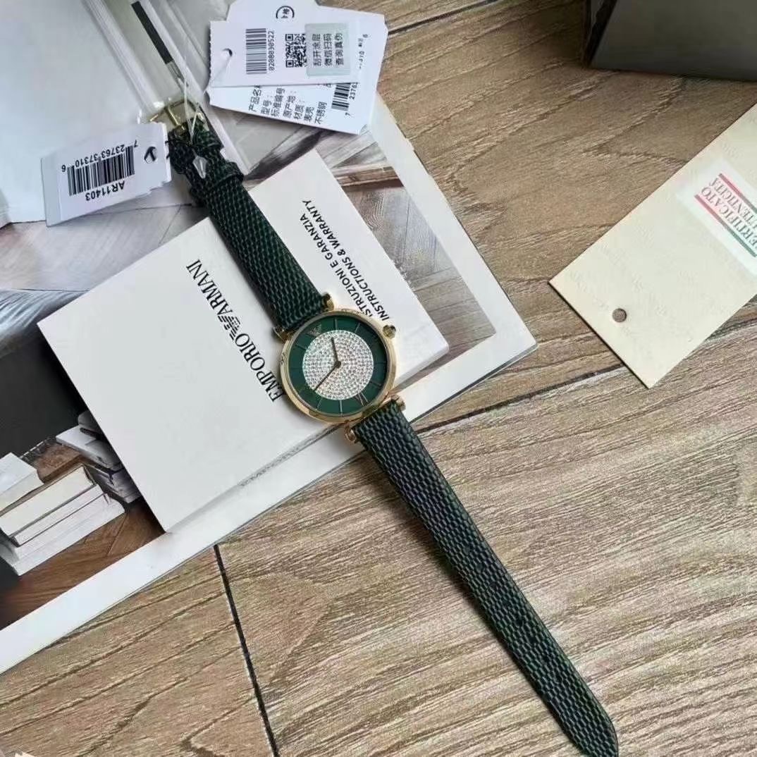 SJ出品 原单(Emporio Armani) 满天星手表 墨绿皮带 时尚休闲石英女士腕表