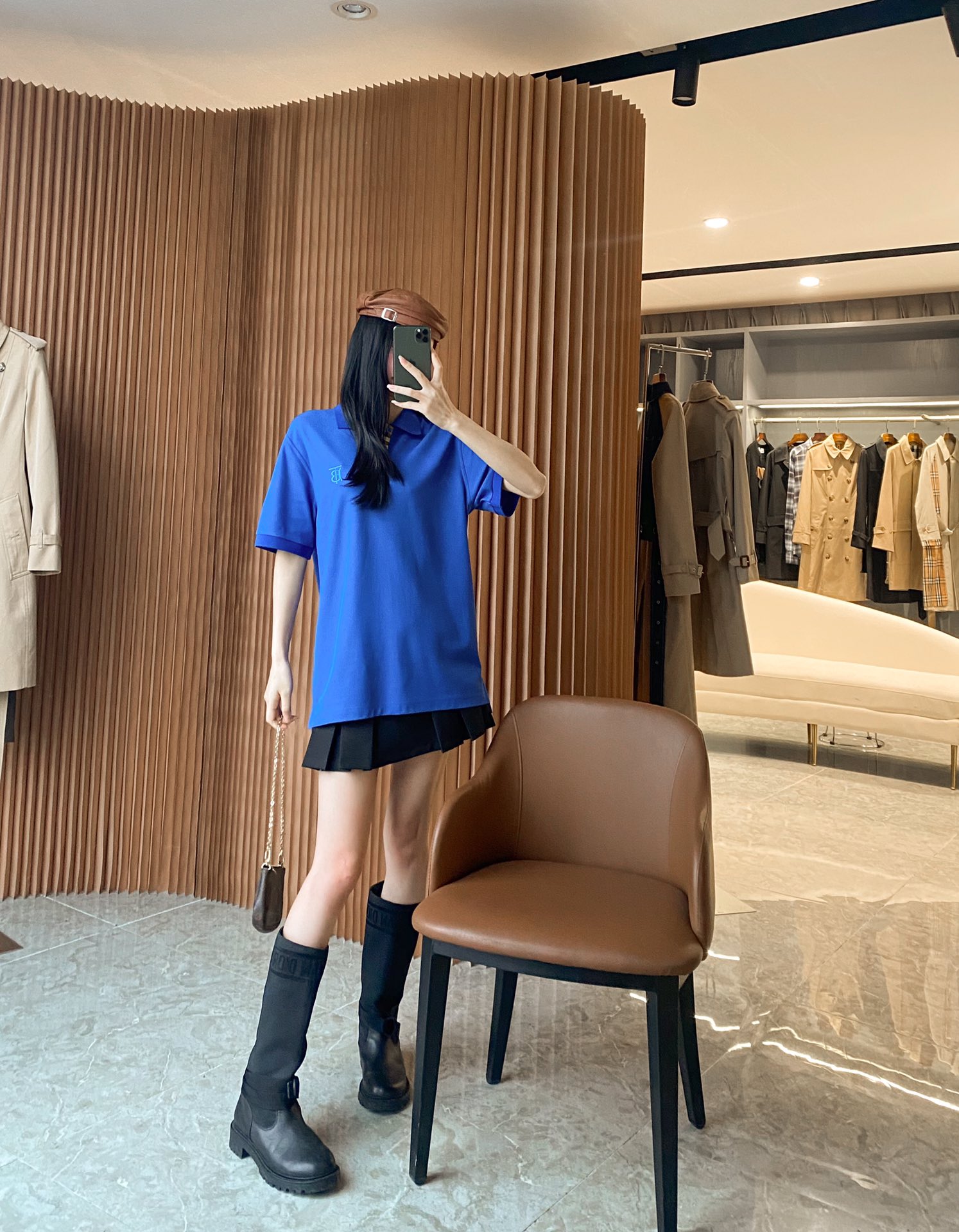 NO:891858,Actual shot of model's blue upper body, Burberry-clothing,19860909模特蓝色上身实拍演绎,博柏利-服装,,Women's clothing