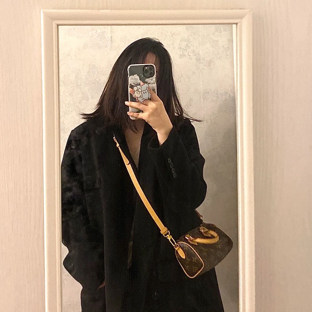 𝑆𝑝𝑒𝑒𝑑𝑦新款小可爱，
可拆卸的肩带搭配可调节的设计，
演绎出不同的色彩！