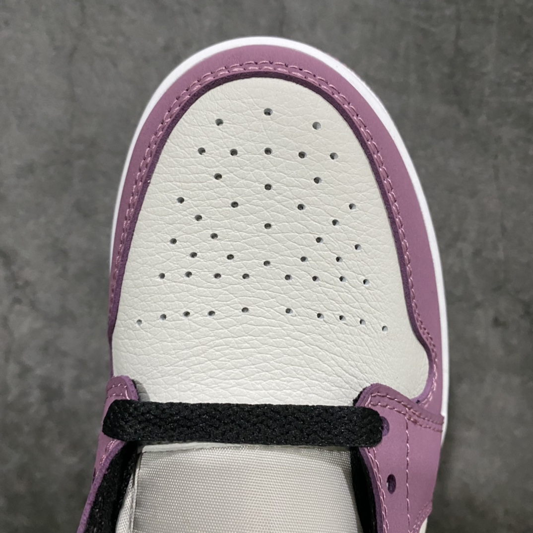 图片[5]-Air Jordan AJ1 Mid 中帮 浆果粉 DC7267-500 市面唯一纯原级别 无需拼图大几率过验 后跟方块横7针竖3针 全网唯一正确细节 全鞋电脑针车 完美零毛边处理 原厂内置全掌气垫 价格定位良心 平台专用代工流水线出品 一眼公司既视感 拿到手的一瞬间就与众不同 碾压市面所有版本 认准细节 全部原鞋开发 每一个配色都会采购原鞋确认细节 打破市面看图做货无好货之说 细节精确 所有配色原数据档案开发！ 尺码：35.5-40-选品中心