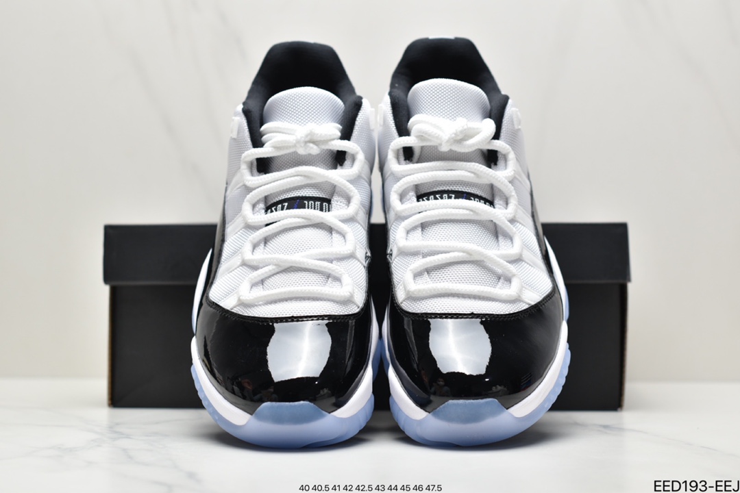 370 Air Jordan 11 Low “72-10”大魔王低帮鞋面采用荔枝纹皮革覆盖AV2187-001-莆田鞋,莆田鞋货源,高仿鞋,高仿鞋货源,安福档口,莆田高仿鞋,莆田鞋批发,高仿鞋批发,莆田高仿运动鞋,高仿运动鞋,莆田运动鞋 370 Air Jordan 11 Low “72-10”大魔王低帮鞋面采用荔枝纹皮革覆盖AV2187-001