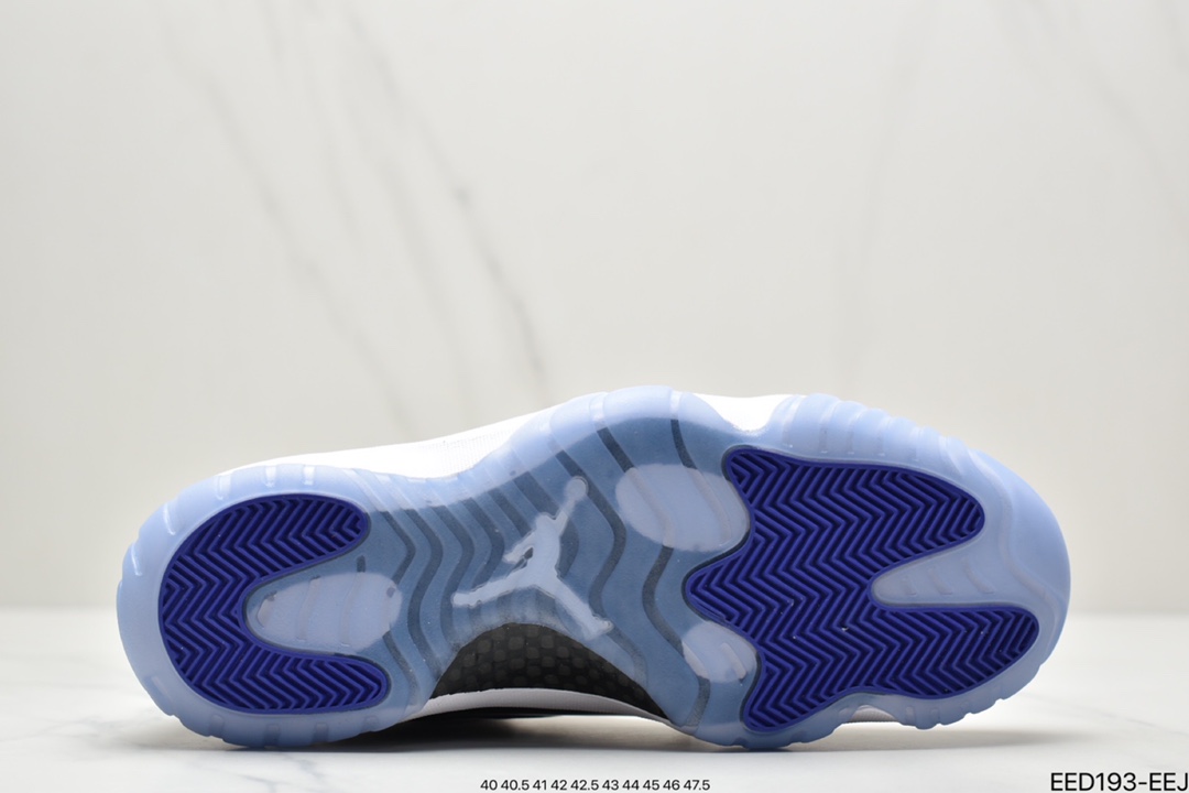 370 Air Jordan 11 Low “72-10”大魔王低帮鞋面采用荔枝纹皮革覆盖AV2187-001-莆田鞋,莆田鞋货源,高仿鞋,高仿鞋货源,安福档口,莆田高仿鞋,莆田鞋批发,高仿鞋批发,莆田高仿运动鞋,高仿运动鞋,莆田运动鞋 370 Air Jordan 11 Low “72-10”大魔王低帮鞋面采用荔枝纹皮革覆盖AV2187-001