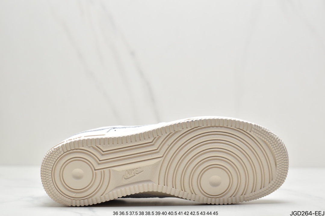 180 Nike耐克 原楦原数据纸版，采用硬质牛培荔枝皮革鞋面材质CZ7926-146