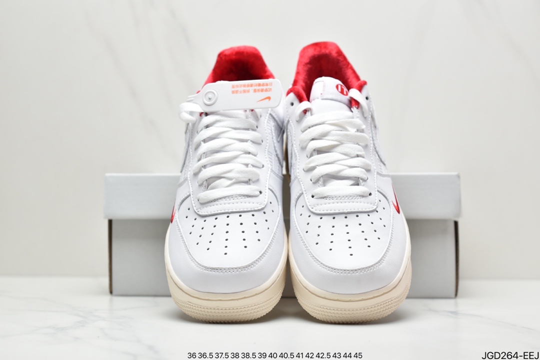 180 Nike耐克 原楦原数据纸版，采用硬质牛培荔枝皮革鞋面材质CZ7926-146