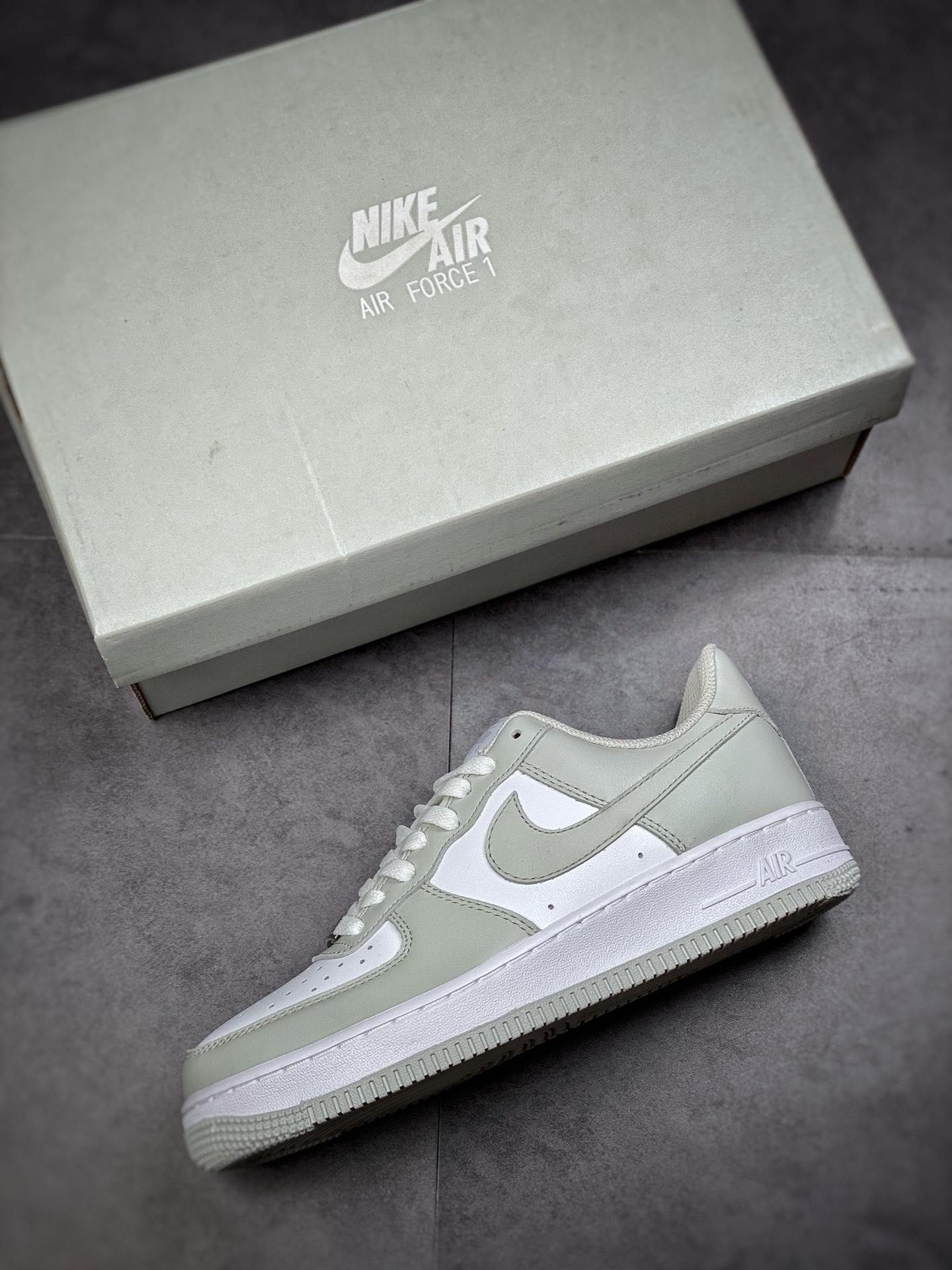 200  Nike Air Force 1 Low 07 浅白灰拼接 原楦头原纸板 AA1726-201