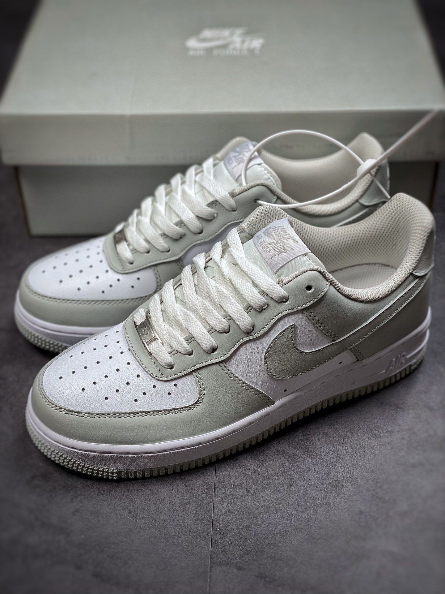 200  Nike Air Force 1 Low 07 浅白灰拼接 原楦头原纸板 AA1726-201