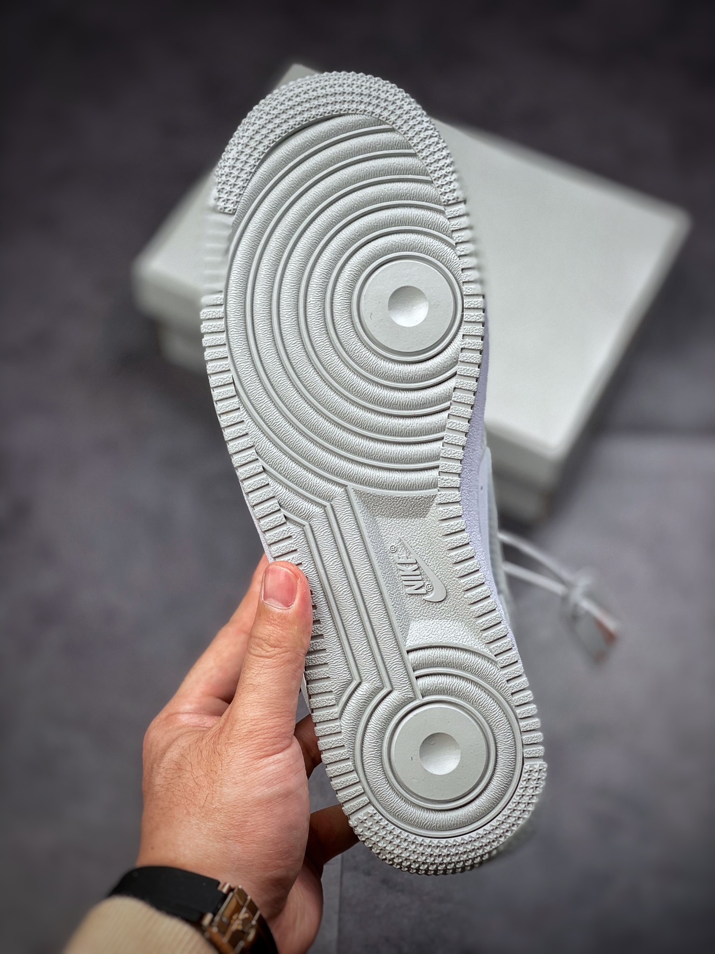 200  Nike Air Force 1 Low 07 浅白灰拼接 原楦头原纸板 AA1726-201