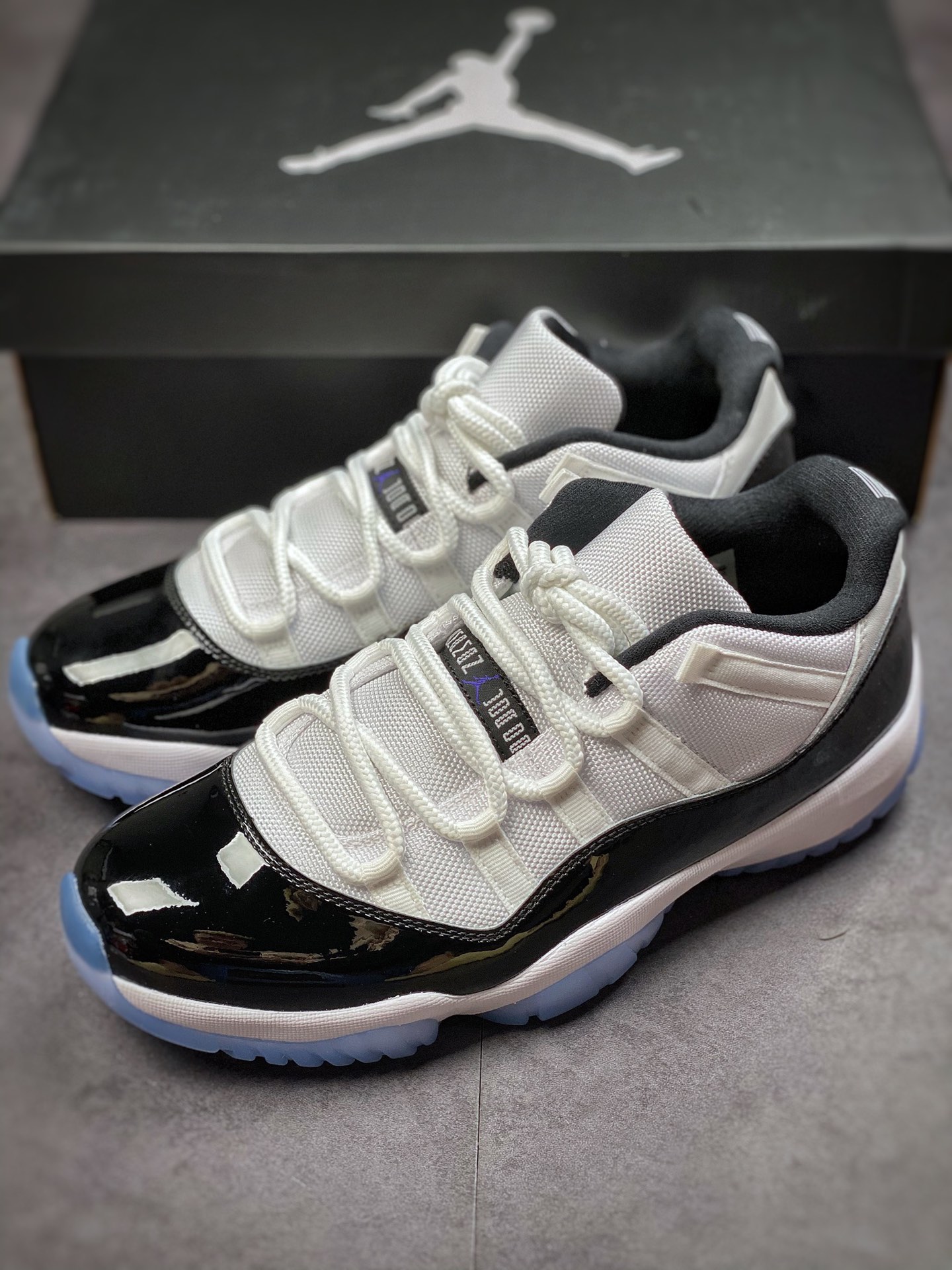 330  #完美打造 Air Jordan AJ11 Low 康扣 原楦原档案数据开模打造 528895-153