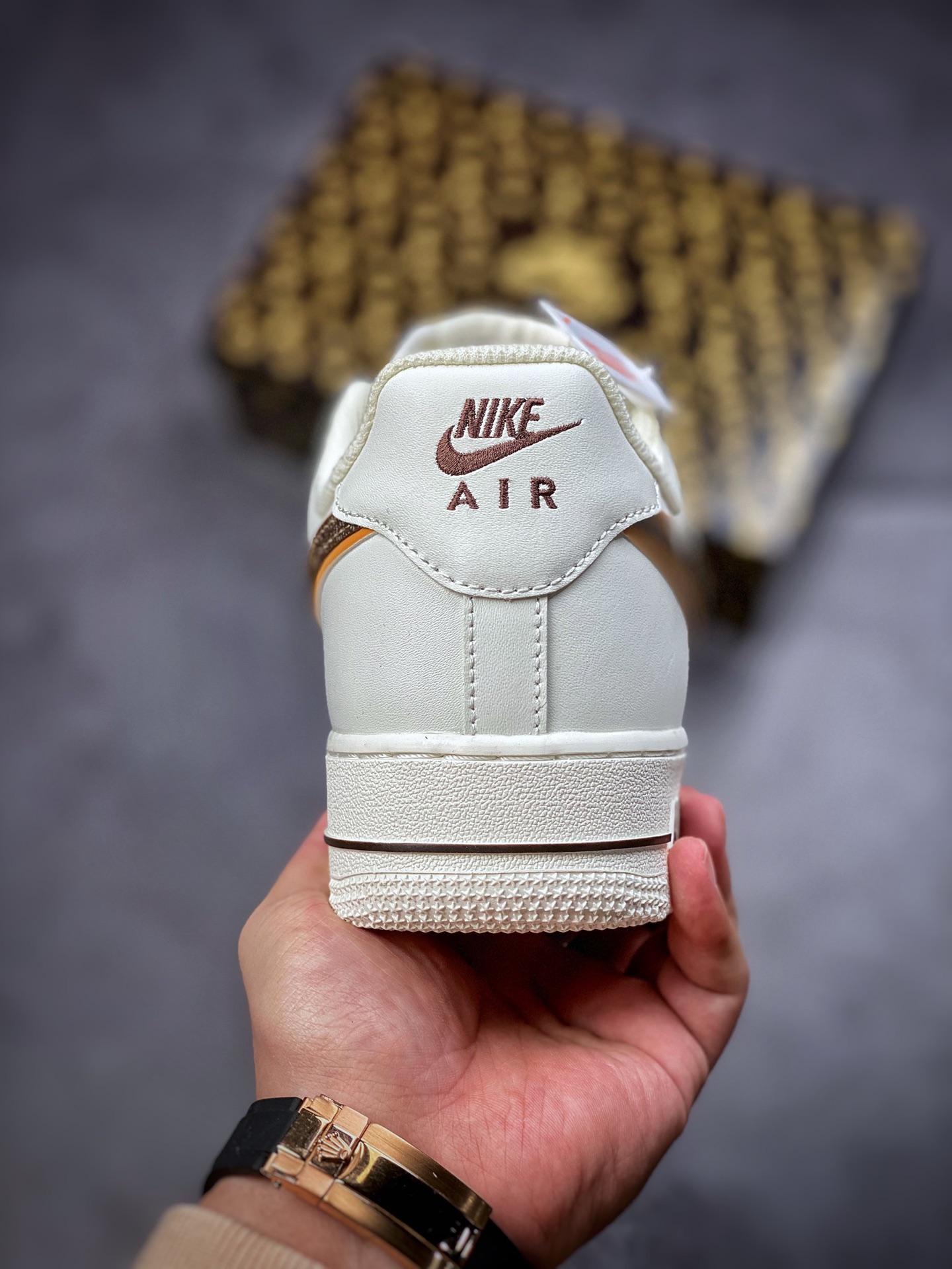240  Louis Vuitton x Nike Air Force 1 Low 联名老花小钩 KV3696-880