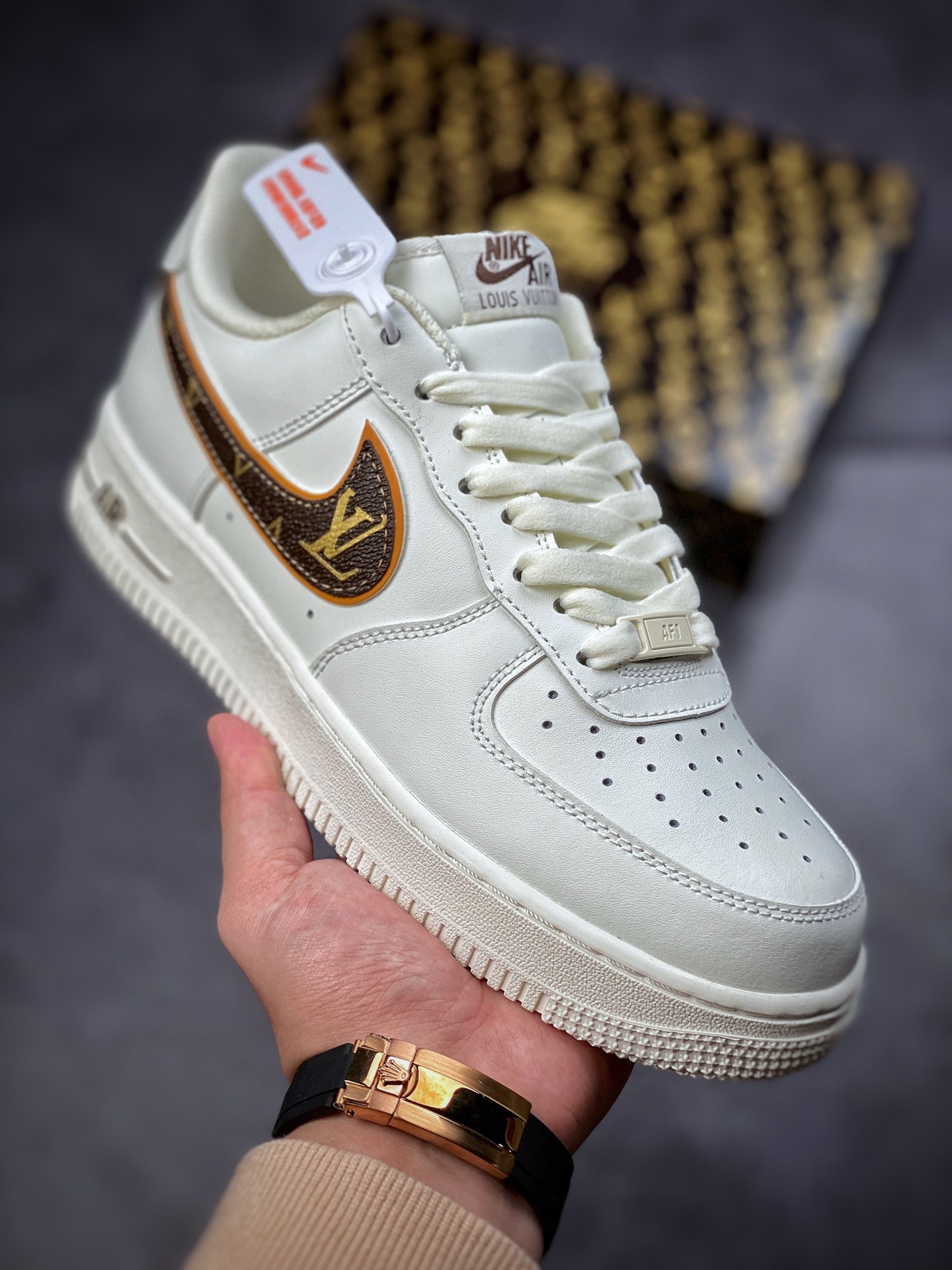 240  Louis Vuitton x Nike Air Force 1 Low 联名老花小钩 KV3696-880