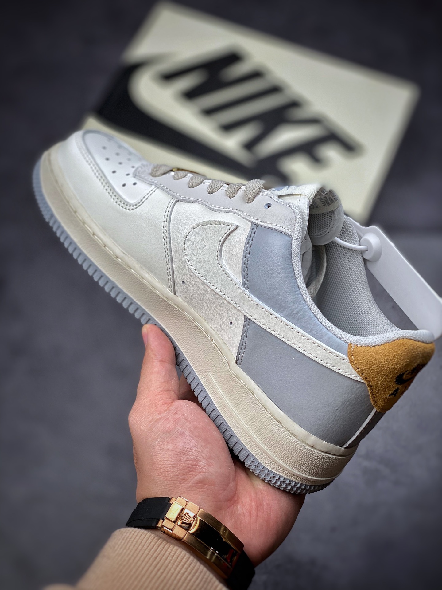220  Nike Air Force 1 Low 07 米白灰棕黄拼接 CW2288-702