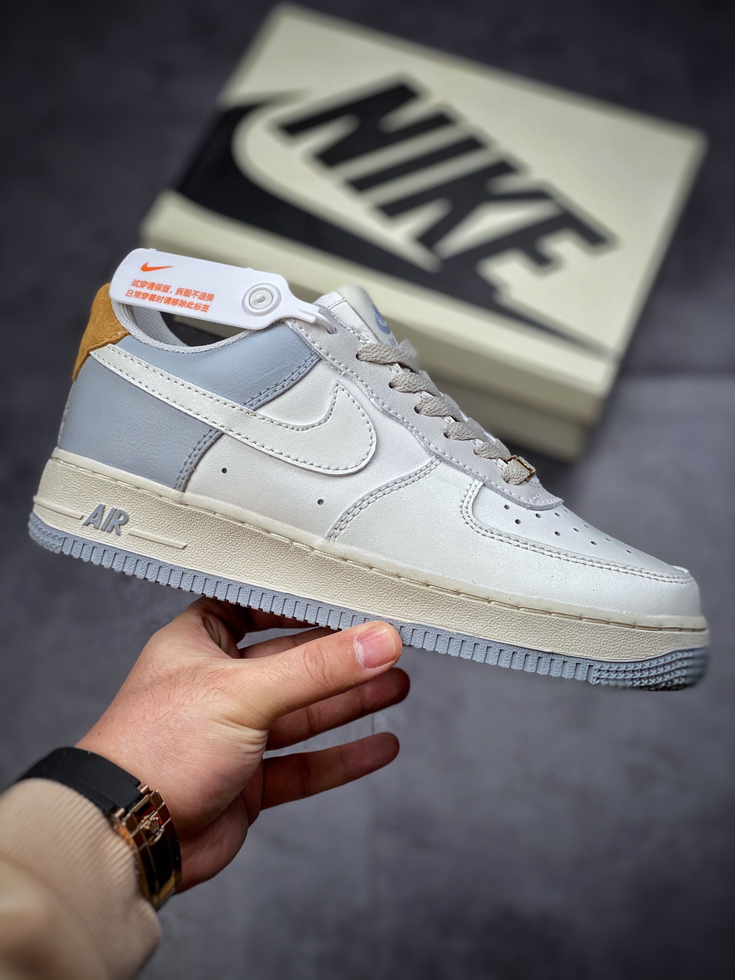 220  Nike Air Force 1 Low 07 米白灰棕黄拼接 CW2288-702