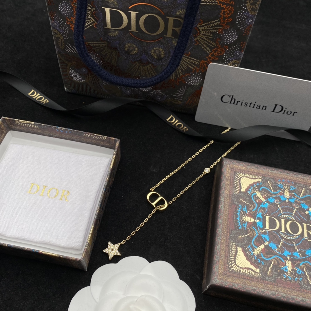 Dior - Necklace