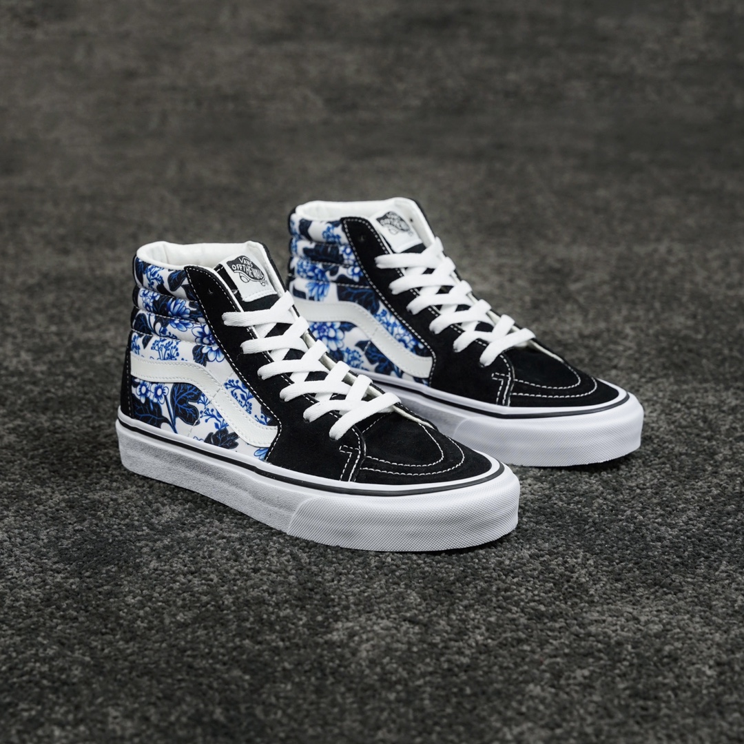 G0 小红书热门款全网寻找这款神仙配色Vans Sk8-Hi 蓝色花朵印花范斯官网 花朵印花侧边条纹帆布板鞋 整双鞋颜值爆表 古典国风更显气质 上脚超显干净 回头率超高 气质upupup