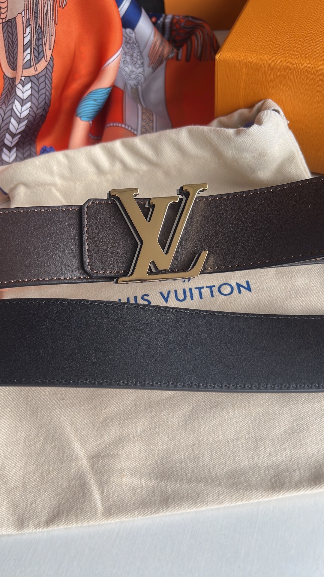 LV/路易威登   进口牛皮双面用腰带男士4.0cm