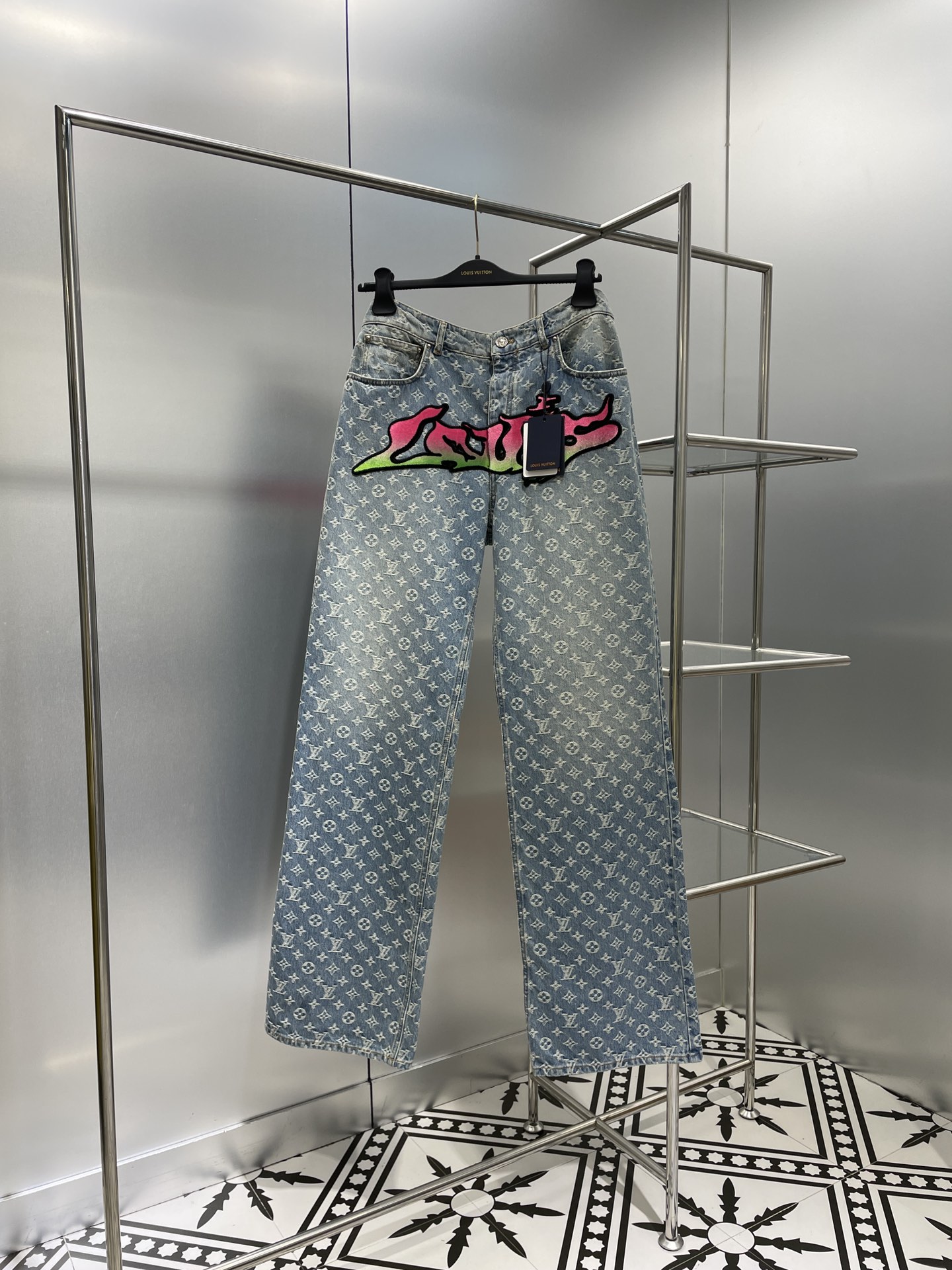 What’s the best to buy replica
 Louis Vuitton New
 Clothing Jeans Pants & Trousers Blue Doodle Tannin Cotton Casual