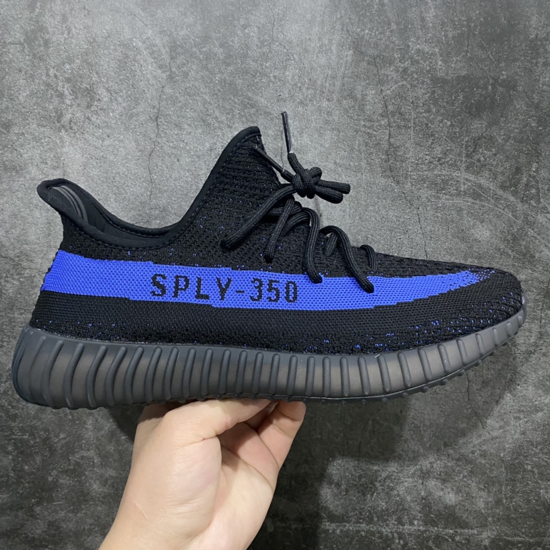 W1版本Yeezy350黑蓝 GY7164 市场最具性价比的版本 品质鞋型看实拍 懂货的老铁看鞋型后跟和过油爆米花 同价位无敌版本 尺码:36 36.5 37 38 38.5 39 40 40.5 41 42 42.5 43 44 44.5 45 46 47-选品中心