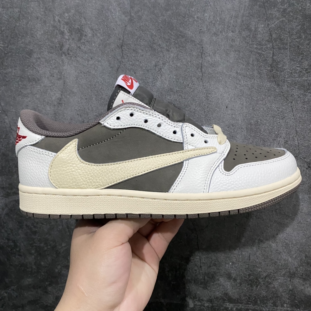 原装公司级版本AJ1白棕倒钩 全头层皮料 皮质同步原鞋一致 鞋型到位 清洁度很高 非常推荐的版本 价格便宜 非常适合大家冲量好评的版本 尺码:36-46全码-选品中心