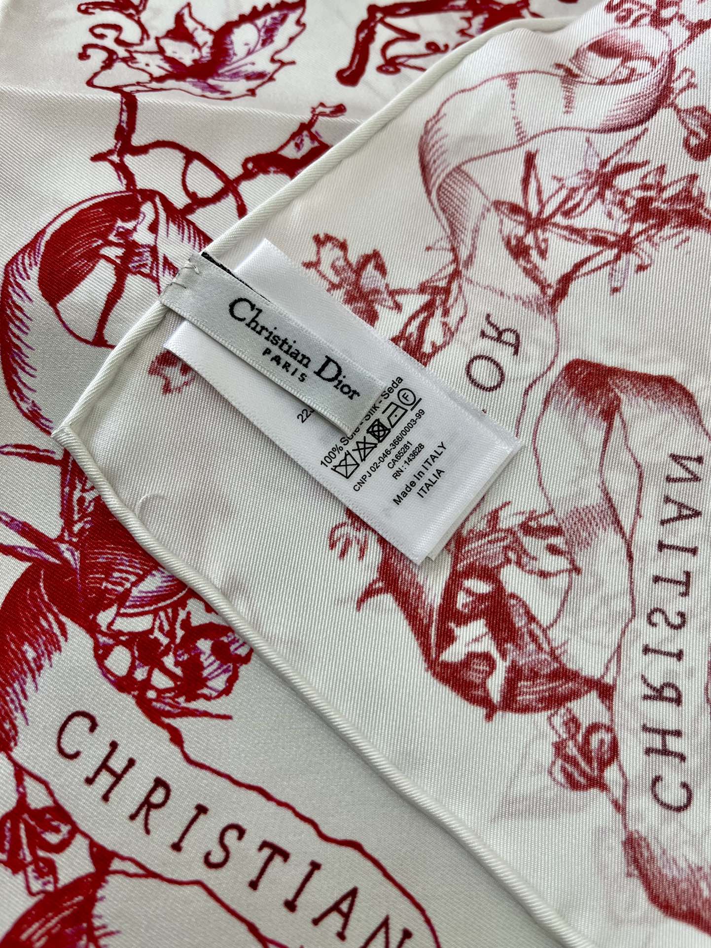 Dior迪奥100%真丝茹伊印花方巾