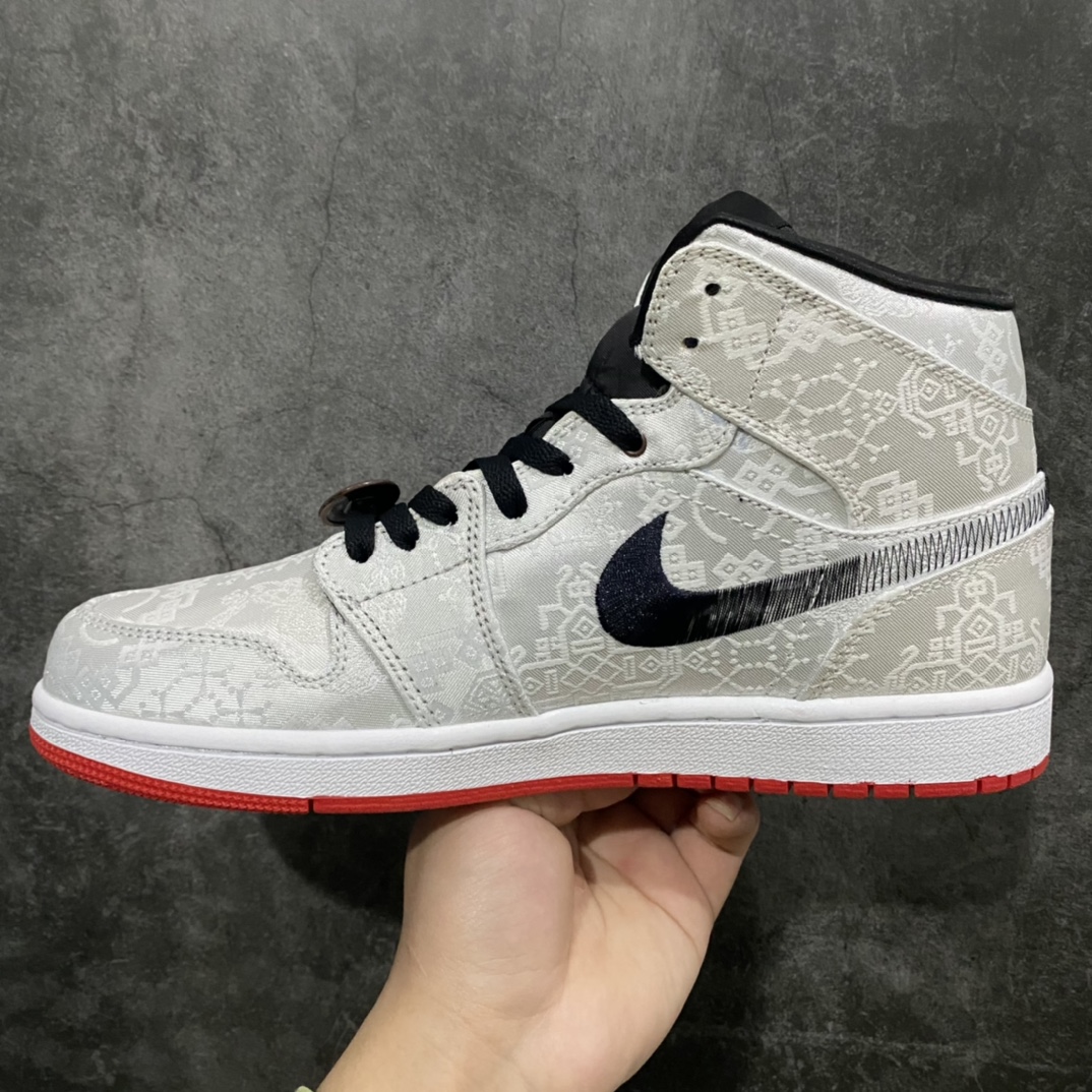 图片[2]-原装公司级版本AJ1 Mid白丝绸 目前市场顶级货基本都断 此版本极力推荐 鞋型细节做工都不错 非常推荐的版本 价格便宜 非常适合大家冲量好评的版本 尺码：36-46全码-选品中心