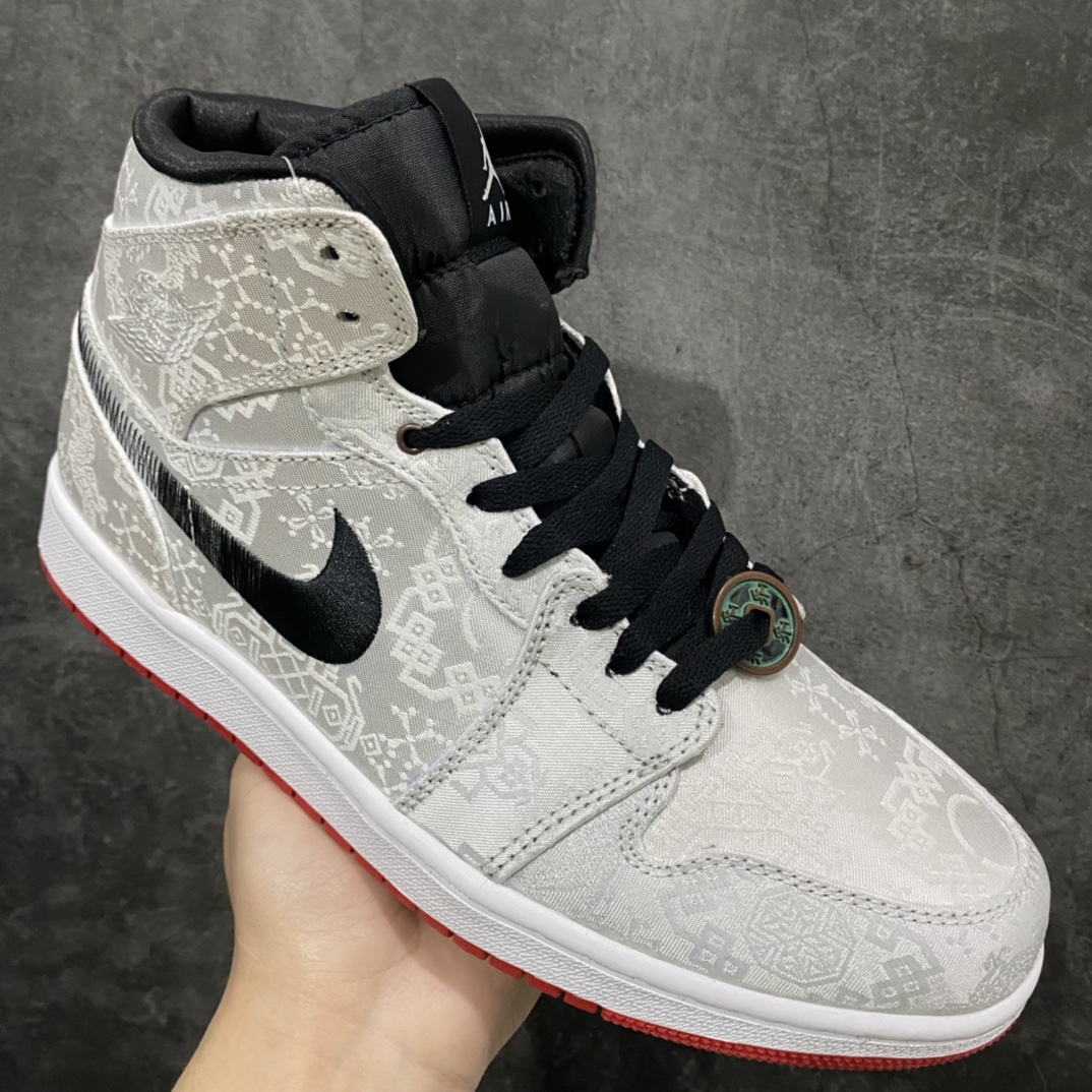 图片[3]-原装公司级版本AJ1 Mid白丝绸 目前市场顶级货基本都断 此版本极力推荐 鞋型细节做工都不错 非常推荐的版本 价格便宜 非常适合大家冲量好评的版本 尺码：36-46全码-选品中心