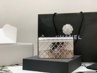 Chanel Classic Flap Bag Crossbody & Shoulder Bags Black Gold Lambskin Sheepskin Spring/Summer Collection Chains
