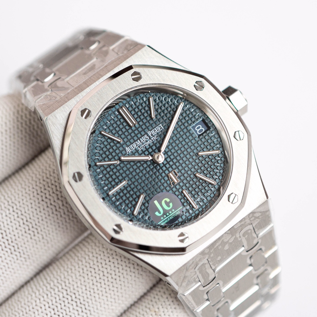 [Audemars Piguet Watches]2 The function of adjusting the calendar is the same
