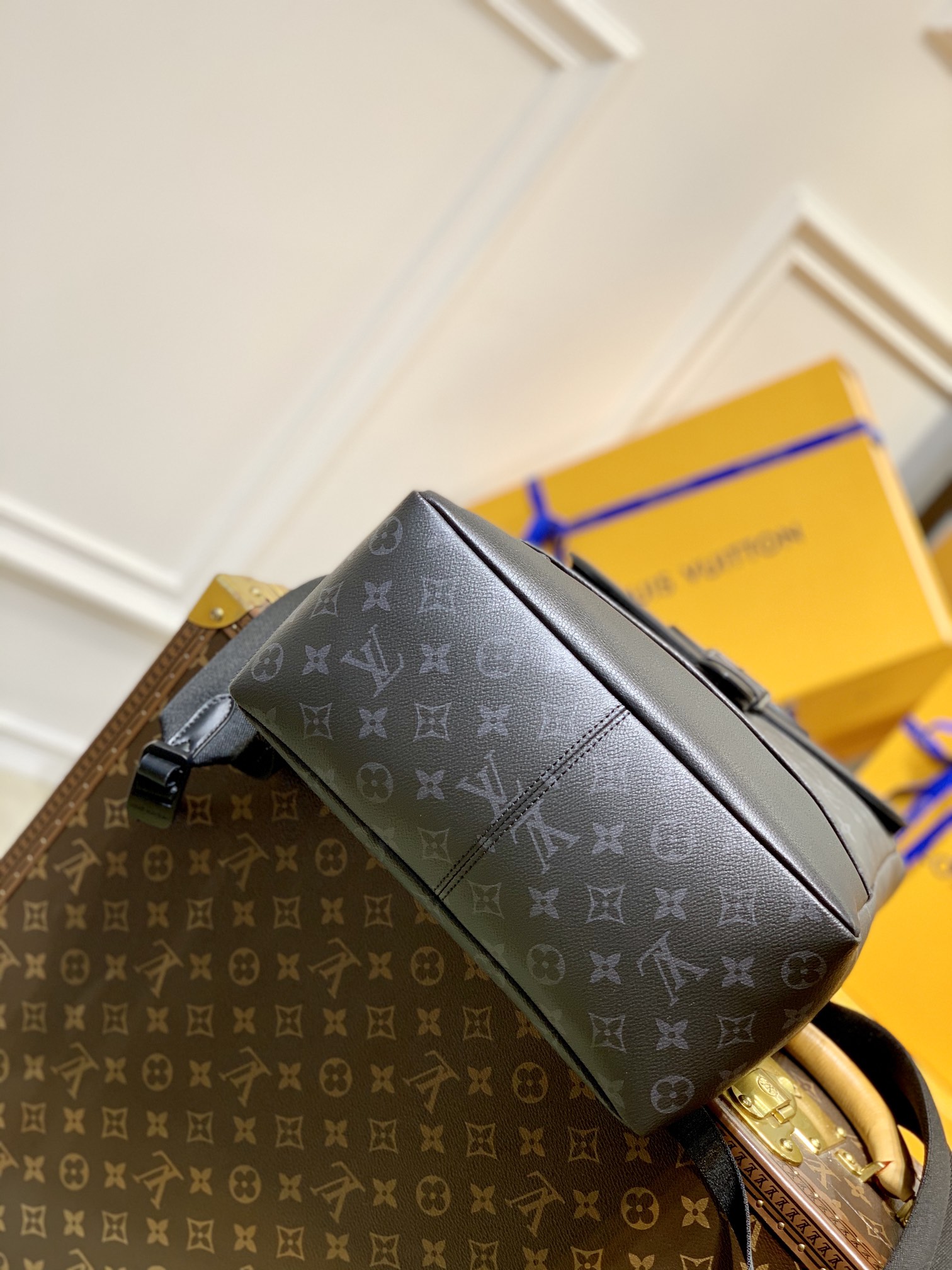 Louis Vuitton Saumur Backpack (SAUMUR BACKPACK, M45913)