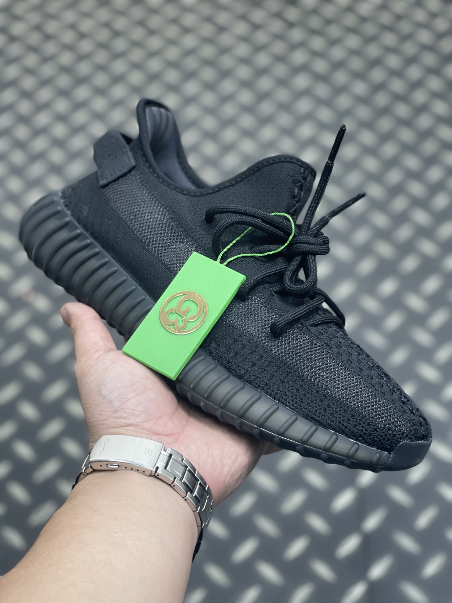 NO:620655,High version [G3 version in stock on the same day, pure original terminal supply] Ad Yeezy Boost V2 'Pure Oat' HQ6316 Adidas Coconut Second Generation with new color Black Warrior BASF Boost Original #The entire pair of shoes is presented in pure black, with a woven upper, which is visually more layered than the previous generation. The side see-through part is different from the previous version, using a translucent design. Size 36 36.5 37.5 38 38.5 39  40 40.5 41 42 42.5 43 44 44.5 45 46,19860909高版本【当天现货G3版纯原终端供应】Ad Yeezy Boost V2 'Pure Oat' HQ6316 阿迪达斯椰子二代 配全新色 黑武士 巴斯夫Boost原底#整双鞋以纯黑色呈现,编织鞋面打造,视觉上比前一代更具层次感.侧透部分与此前版本不同,采用半透明设计尺码36 36.5 37.5 38 38.5 39 40 40.5 41 42 42.5 43 44 44.5 45 46,,Men's shoes