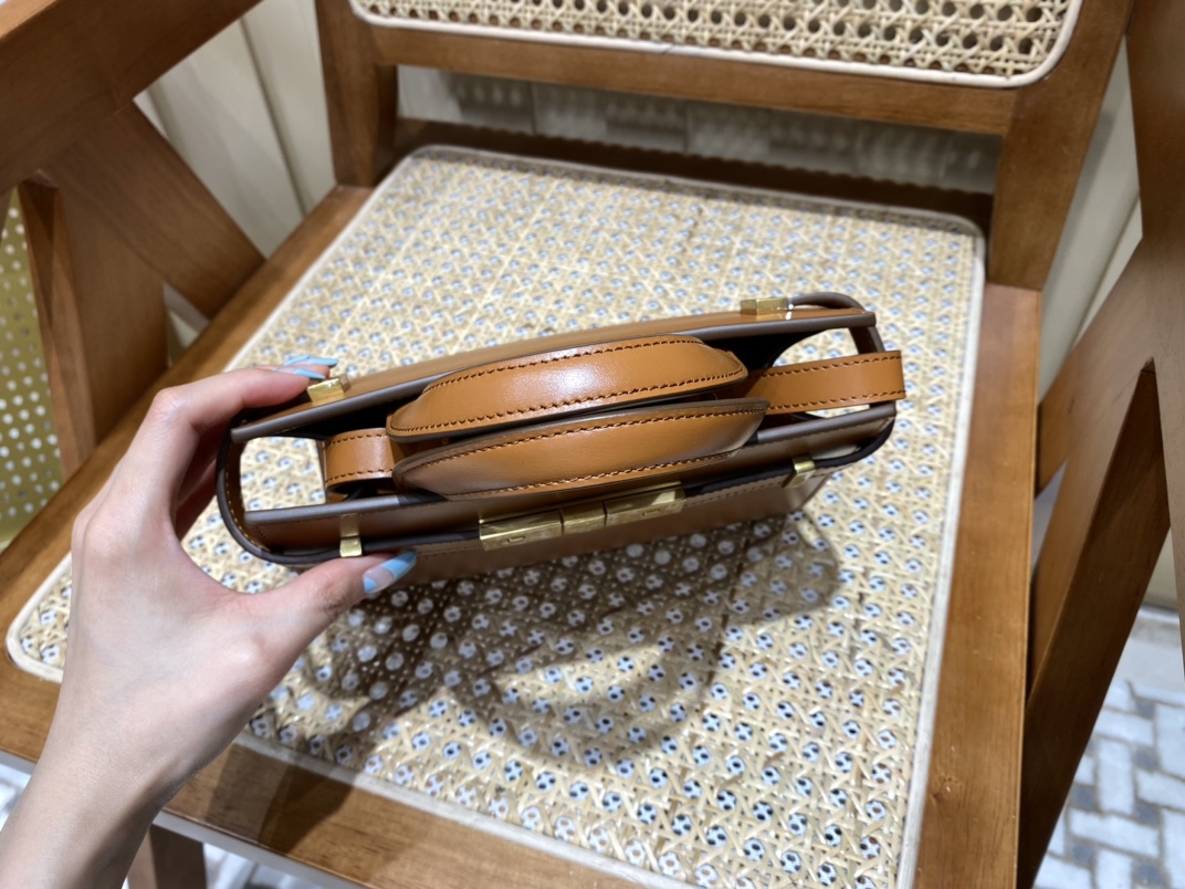 Ysl 𝑴𝑨𝑵𝑯𝑨𝑻𝑻𝑨𝑵 𝑵𝑨𝑵𝑶曼哈顿手提包 牙签纹棕色金扣593741