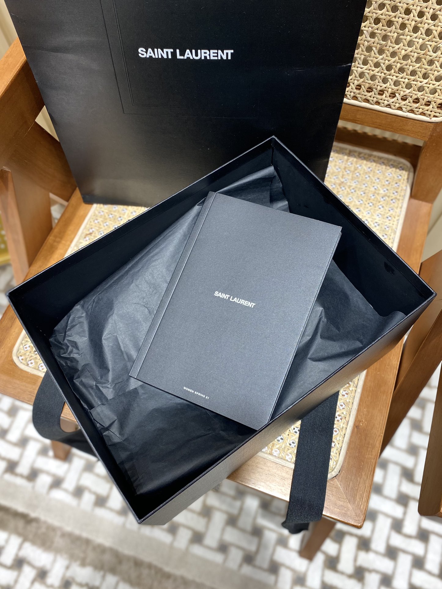 Ysl 𝑴𝑨𝑵𝑯𝑨𝑻𝑻𝑨𝑵 𝑵𝑨𝑵𝑶曼哈顿手提包 牙签纹棕色金扣593741