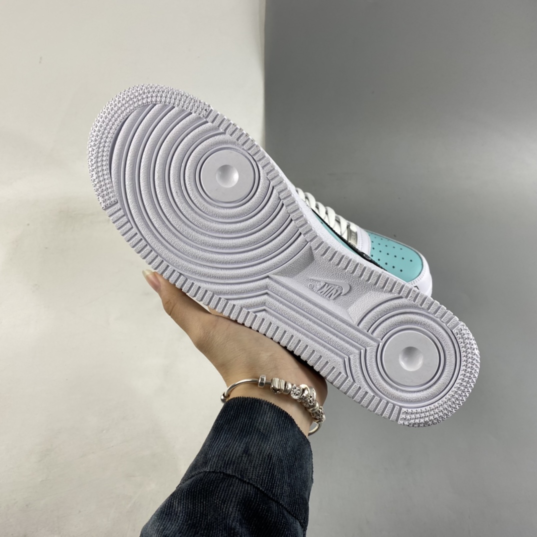 P260  Nk Air Force 1’07 Low PS5 电玩主题 空军一号低帮运动休闲板鞋 DD8959-103