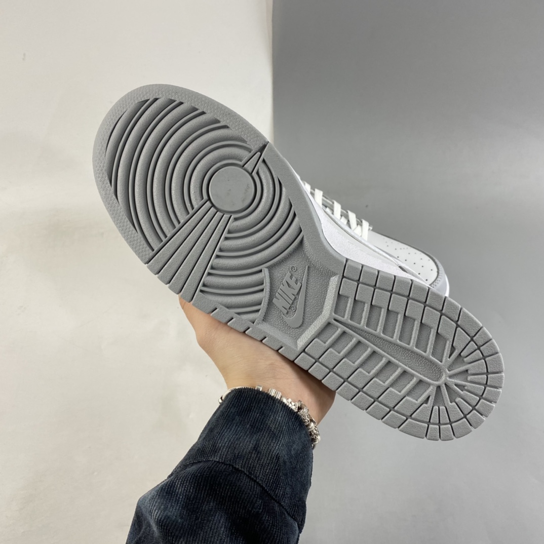 P280  Nk WMNS SB Dunk Low”White/Black”扣篮系列低帮休闲运动滑板板鞋“皮革白灰” DJ6188-001