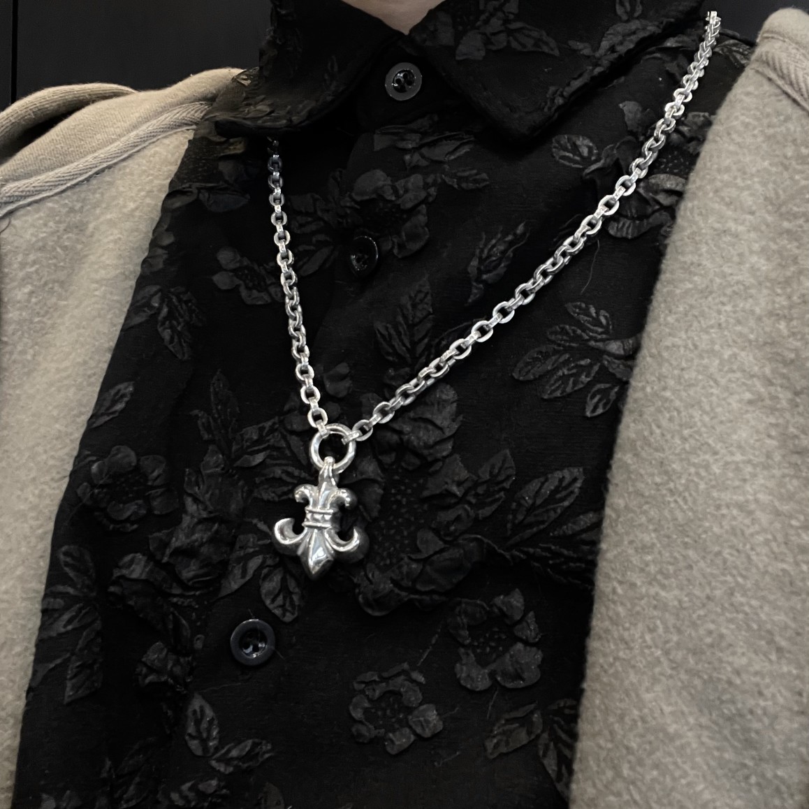 Chrome Hearts 𝐂𝐡𝐫𝐨𝐦𝐞 𝐡𝐞𝐚𝐫𝐭𝐬