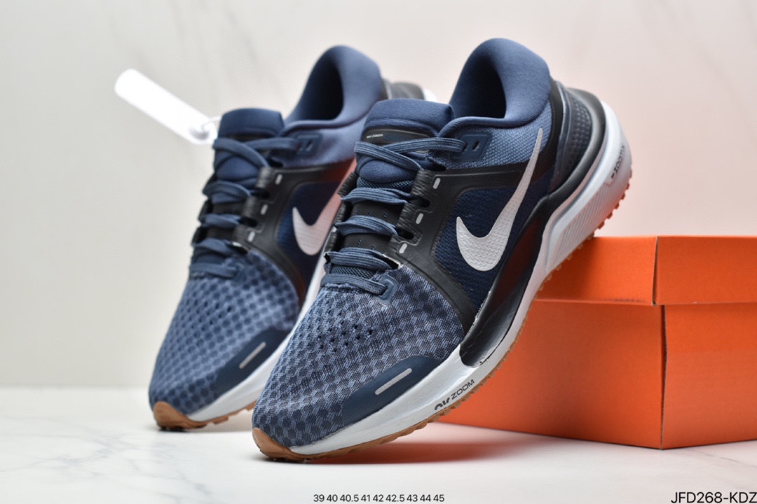 170 耐克NK Air Zoom VOMERO 登月V16代 兼顾迅疾外观和稳固脚感  DA7698-800