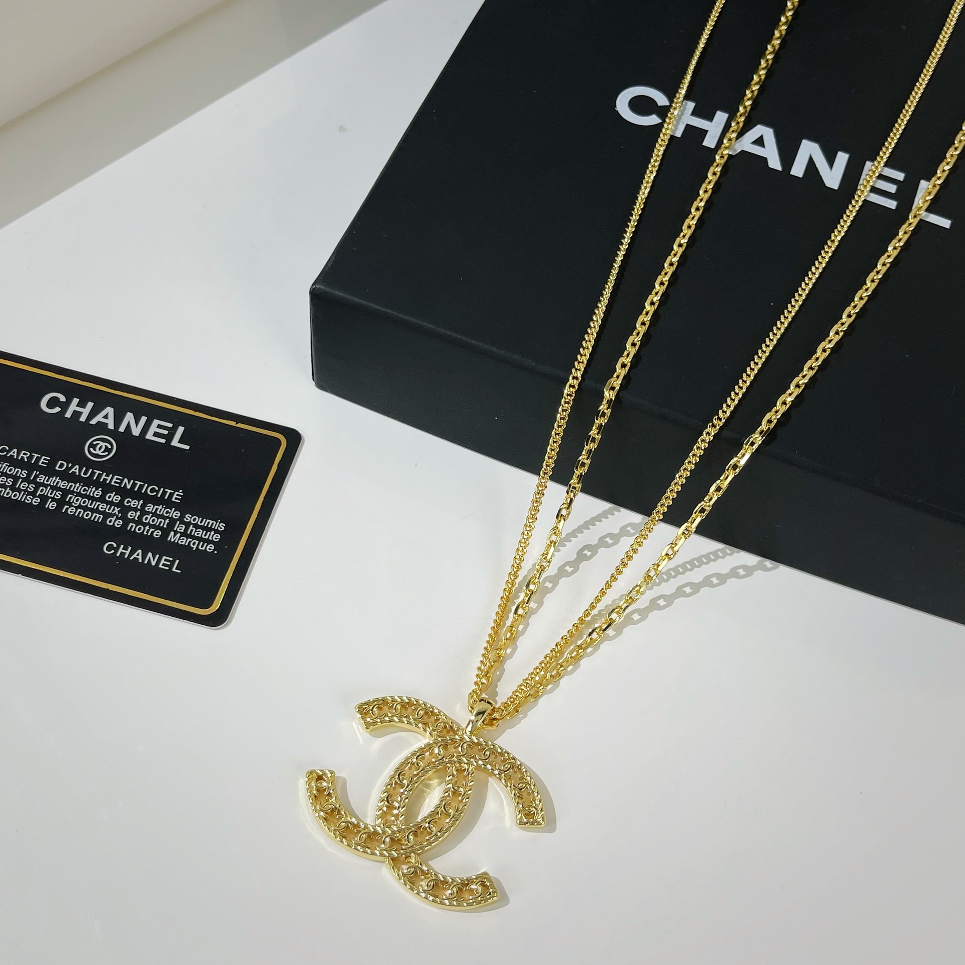 新款☑️CHANEL香奈儿双层双c镂空项链