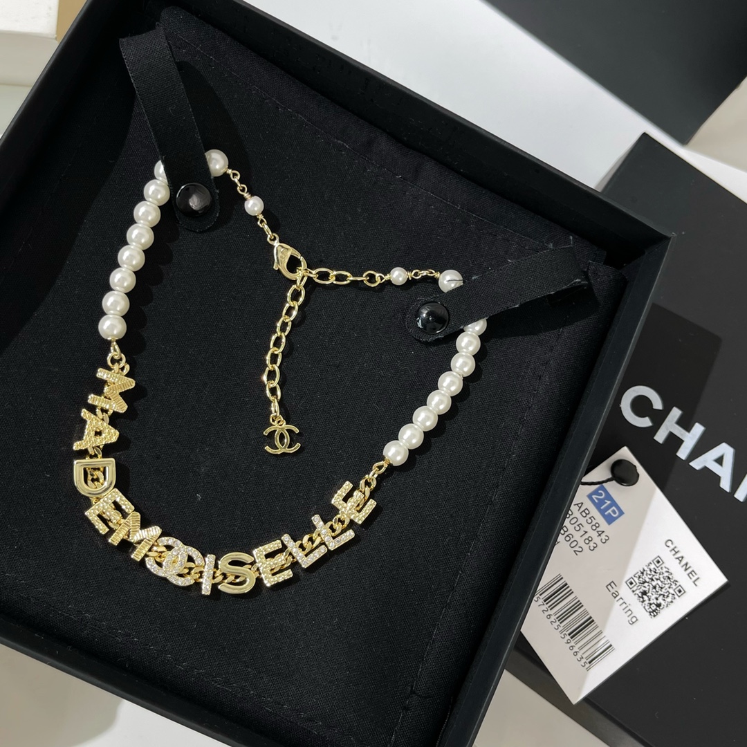 新款☑️CHANEL香奈儿双c字母珍珠项链