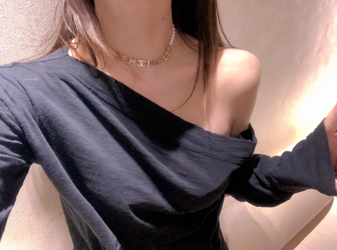 新款☑️CHANEL香奈儿双c字母珍珠项链