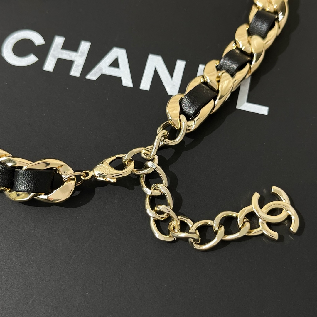 新款☑️CHANEL香奈儿双c黑皮绳颈链项链